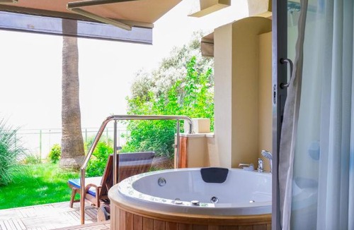 Side Hotel | Melas Resort Hotel