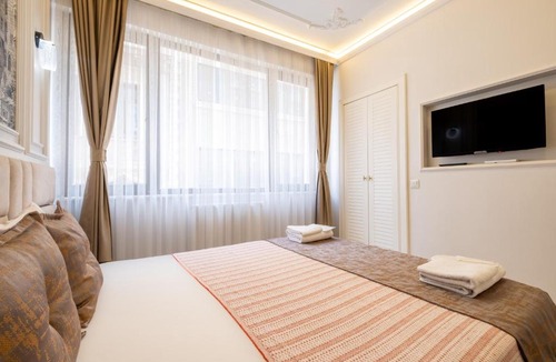 Gumussuyu Mahallesi Hotel | Meryem Ana Hotel