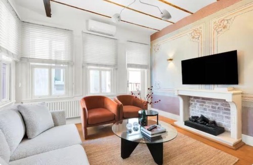 Galata Apartment | Modern Flat in Galata
