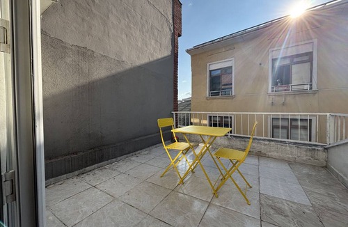 Cagaloglu Apartment | Modern Studio |Private Terrace | Historic Istanbul