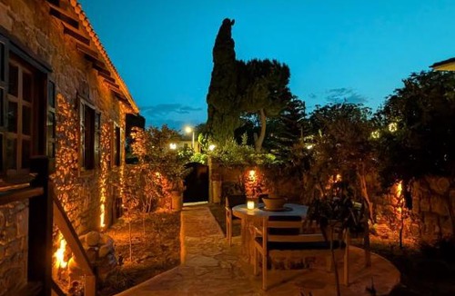Ancient Side Villa | Mondovilla a charming villa in ancient Side near the theatre just 60 meters from the beach