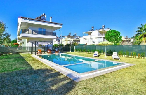 Bogazkent Apartment | Myra - 3 Bed Duplex with garden view