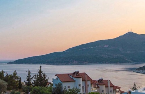 Kalkan Villa | Neria Duo, fantastic location and stunning sea view in Kalkan´s Kalamar Bay.