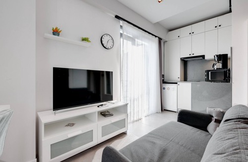 Kadikoy Apartment | Newly Built & Earthquake-Resistant
