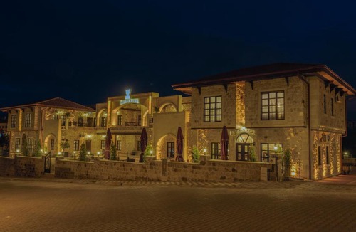 Ortahisar Hotel | Noble Blue Cappadocia