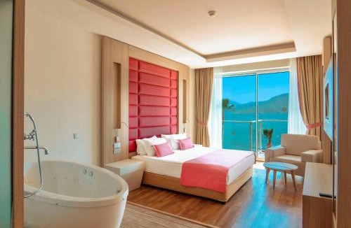 Icmeler Hotel | Orka Lotus Beach