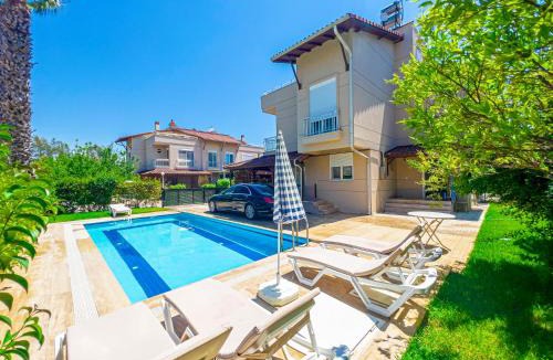Kadriye Villa | Paradise Town Villa Legend