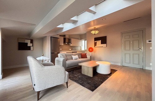 Karakoy Apartment | Private terrace penthouse near Galataport