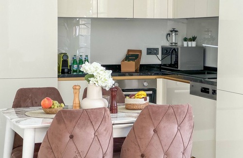 Alanya Apartment | Qoople Aria-07 neue Wohnung im Stadtzentrum by Interhome