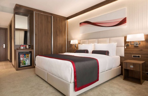 Esenyurt Hotel | Ramada by Wyndham Beylikduzu