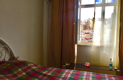 Kabatas House | Rent one bedroom apartment in Taksim for a half price