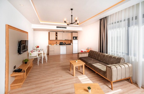 Lara Apartment | Riversea Suite & Hotel