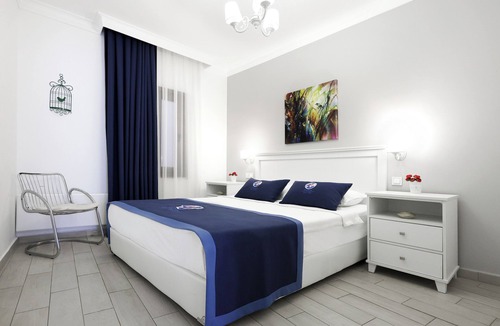 Kusadasi City Centre Hotel | Rodina Suites
