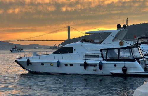 Arnavutkoy Boat Rental | Rotavira YAT KİRALAMA PLATFORMU