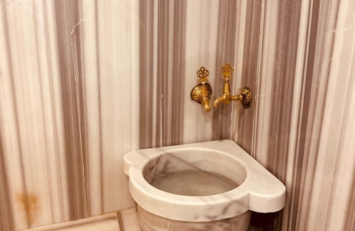 Cagaloglu Hotel | Royal Bosphorus Hotel
