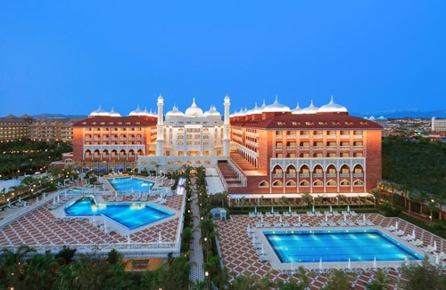Side Hotel | Royal Taj Mahal Hotel
