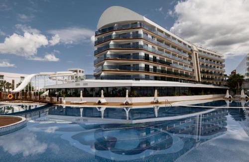 Avsallar Resort | Rubi Platinum Sign