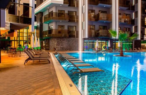 Alanya Apartment | SA Apartments! Cleopatra Beach Duplex with Terrace