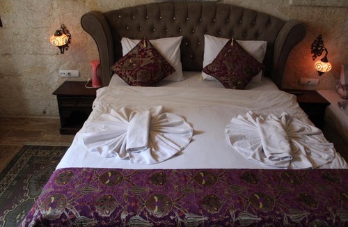 Urgup Hotel | Sandık cave house