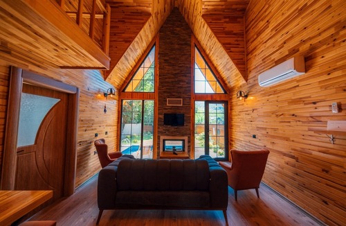Sapanca Hostel | SAPANCA GRANDWOODEN SUİT