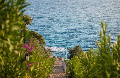 Fethiye City Center Villa | Seaside Villa Kalkan 4 Bedrooms Elena Beyaz