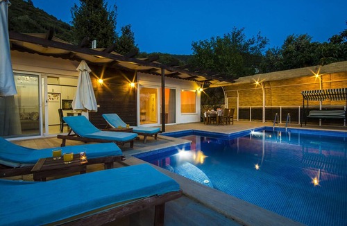 Uzumlu Villa | Secluded Charming Villa Donat Duo for Four Guests, Great Views & Private Pool