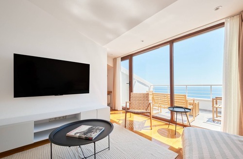 Silivri Villa | Serene Sea View Family Escape with Private Sauna
