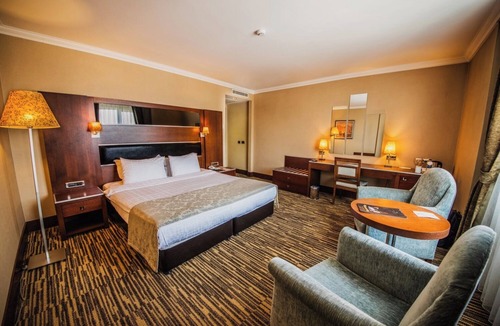 Alasehir Hotel | Serhat Hotel
