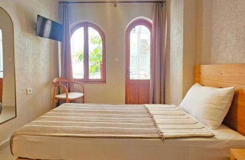 Side Hotel | Single Room with Balcony