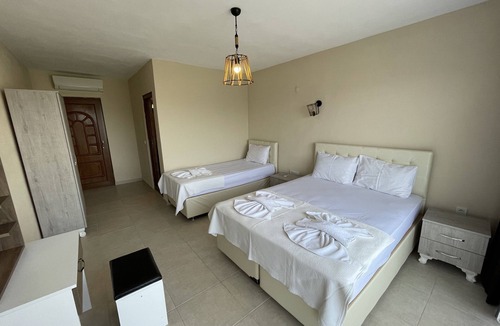 Ayvacik Hotel | Sivrice Sarnıç