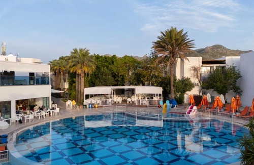 Turgutreis City Center Hotel | SOLANA By YELKEN