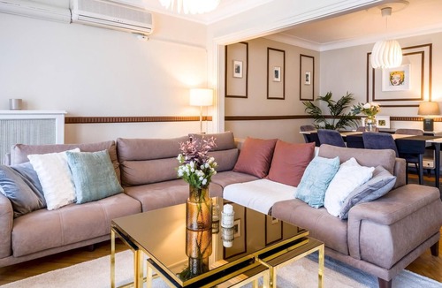 Sisli Apartment | Spacious flat 5 min to Citys Nisantasi in Sisli