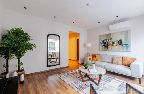 Sisli Apartment | Spacious Modern 4-Bed2Bath Central Oasis! #370
