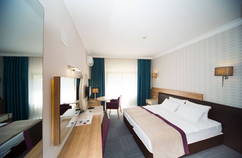 Yunusemre Hotel | Spilos Hotel