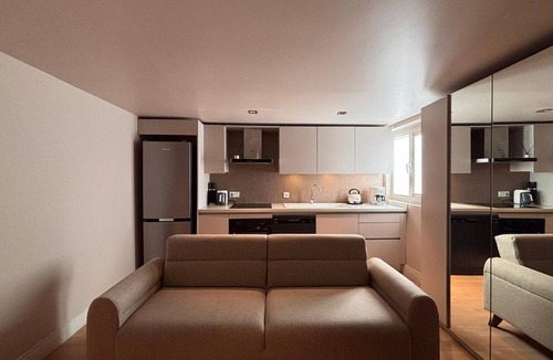 Galata Apartment | Stylish 2BR Near Galataport & Karaköy