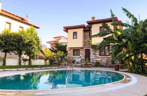 Dalyan Villa | Taş Villa Dalyan center ,detached garden & pool