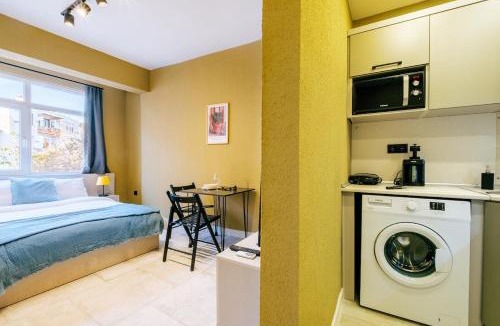Fatih Apartment | The Perfect Duplex 4BR W 4BA in Historic Yedikule