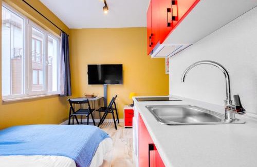 Fatih Apartment | The Perfect Duplex 4BR W 4BA in Historic Yedikule