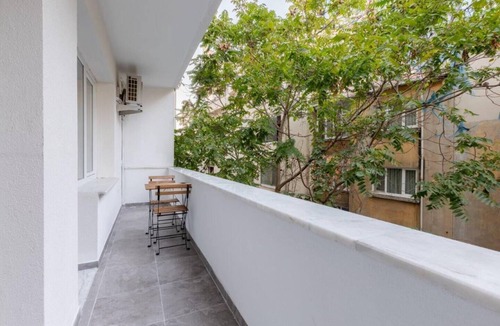 Sisli Apartment | This apartment is a 3 bedroom(s), 2 bathrooms, located in Şişli, İstanbul.