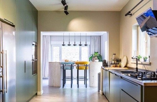 Uludag House | This house is a 4 bedroom(s), 2.5 bathrooms, located in Sarıyer, İstanbul.