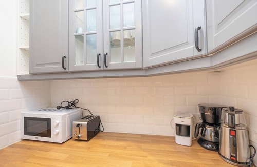 Kabatas Condo | Trendy 2BR Apartment · Bosphorus & Dolmabahçe View · Central Beyoğlu