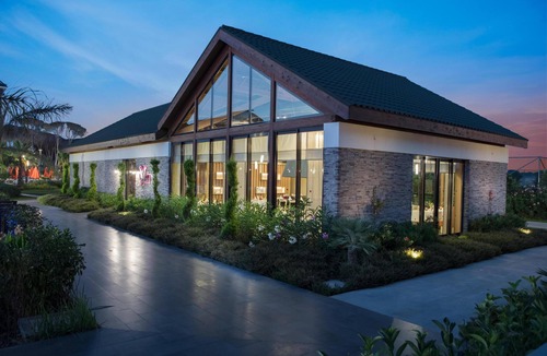 Kundu Hotel | Trendy Lara Hotel