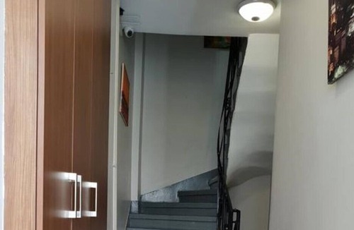 Beyazit Apartment | Twin room with city view