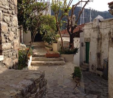 Marmaris City Center Villa | Two Stone Homes Metis