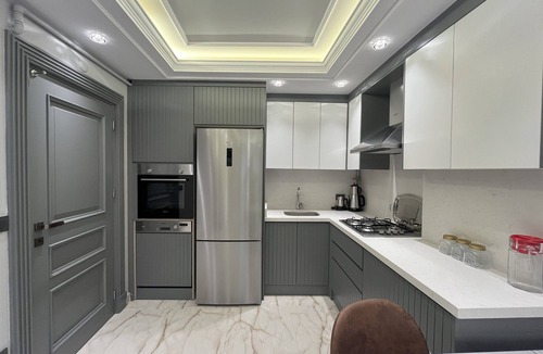 Zeytinburnu Apartment | Unique Design Apartment next to Fisekhane & Zeytinburnu Marmaray Metro Station