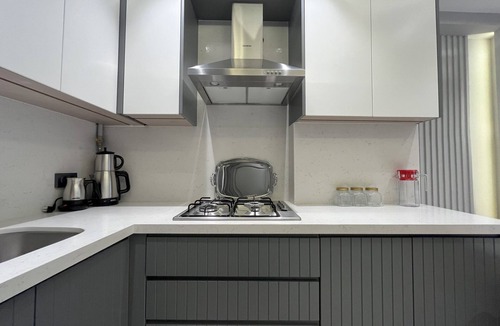 Zeytinburnu Apartment | Unique Design Apartment next to Fisekhane & Zeytinburnu Marmaray Metro Station