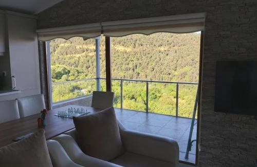 Osmangazi Apartment | Unique View, Cozy Attic - Roof suite