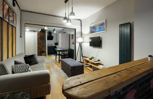 Macka Apartment | Urban Oasis, Near City Center, Beşiktaş