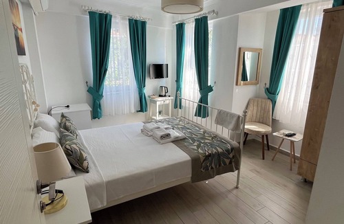 Bozcaada Hotel | Valitsa Otel