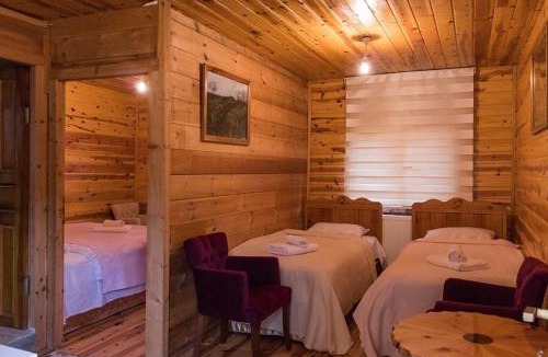Savsat Hotel | Veliköy Han Konakları